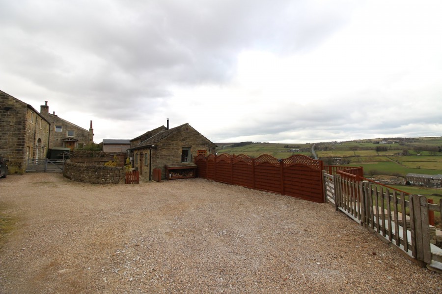 Images for Oxenhope, Keighley EAID:3030449609 BID:4216801