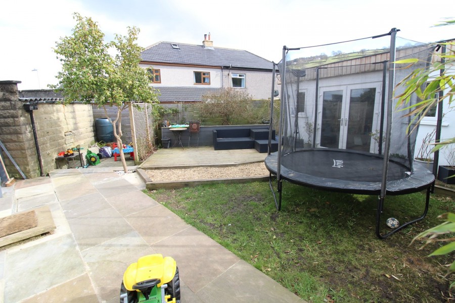 Images for Sutton-in-Craven, Keighley, North Yorkshire EAID:3030449609 BID:4216801