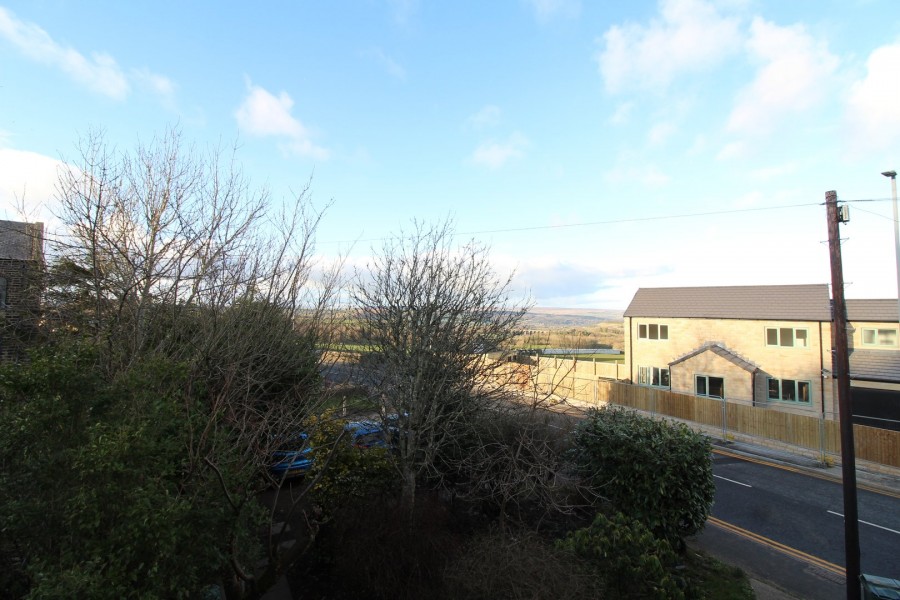 Images for Denholme, Bradford, West Yorkshire EAID:3030449609 BID:4216801