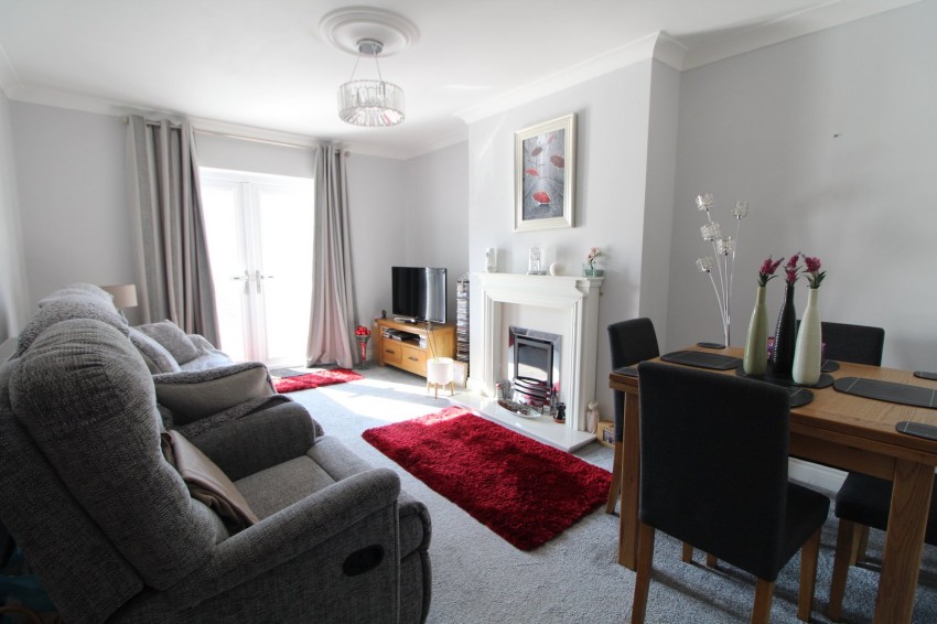 Images for Wheathead Lane, Keighley, West Yorkshire EAID:3030449609 BID:4216801