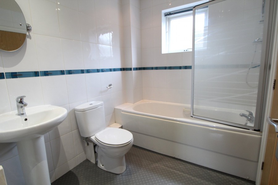 Images for Riddlesden, Keighley, West Yorkshire EAID:3030449609 BID:4216801