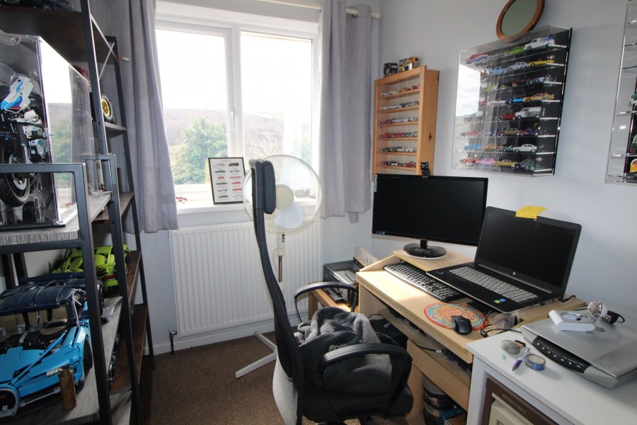 Images for Long Lee, Keighley, West Yorkshire EAID:3030449609 BID:4216801