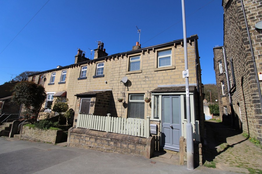 Images for Oakworth, Keighley, West Yorkshire EAID:3030449609 BID:4216801