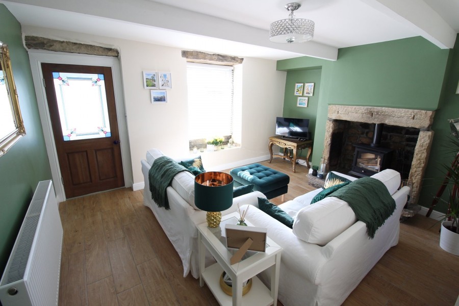 Images for Oakworth, Keighley, West Yorkshire EAID:3030449609 BID:4216801