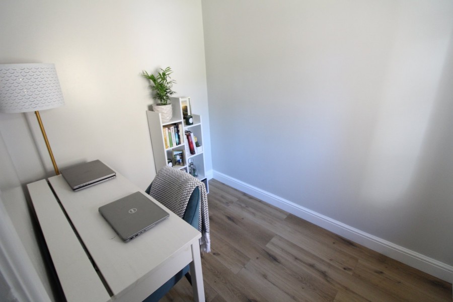 Images for Oakworth, Keighley, West Yorkshire EAID:3030449609 BID:4216801