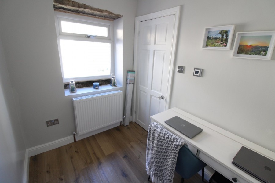 Images for Oakworth, Keighley, West Yorkshire EAID:3030449609 BID:4216801