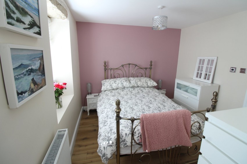 Images for Oakworth, Keighley, West Yorkshire EAID:3030449609 BID:4216801