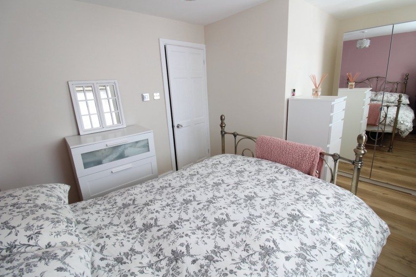 Images for Oakworth, Keighley, West Yorkshire EAID:3030449609 BID:4216801