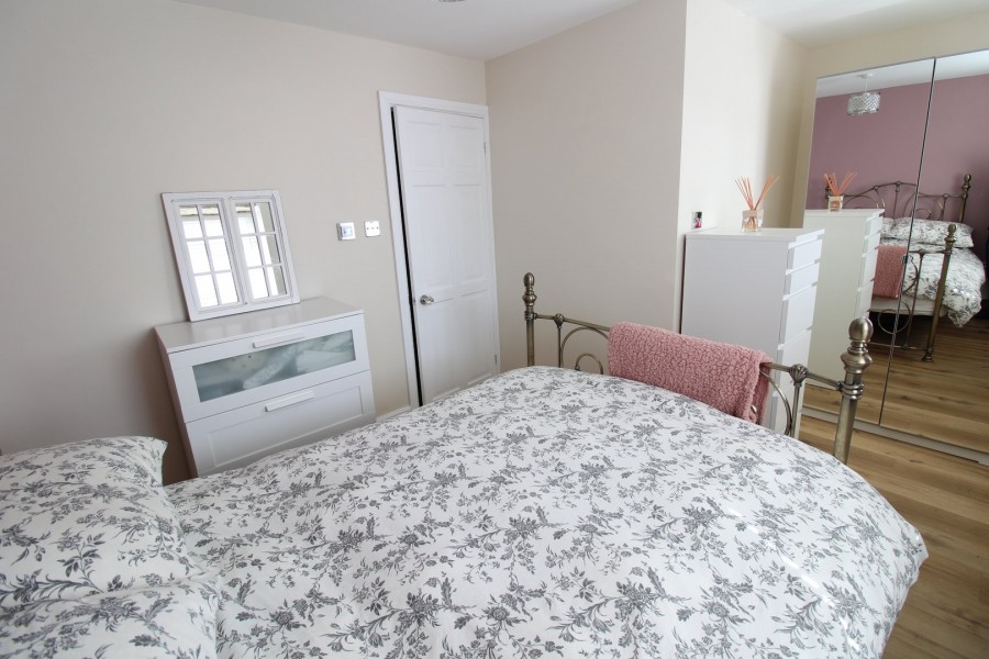 Images for Oakworth, Keighley, West Yorkshire EAID:3030449609 BID:4216801