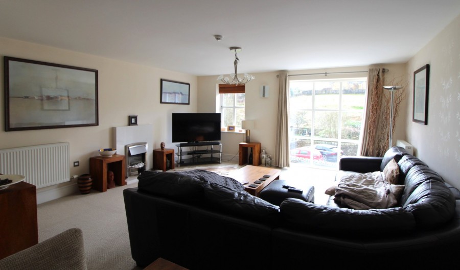 Images for Oakworth, Keighley, West Yorkshire EAID:3030449609 BID:4216801