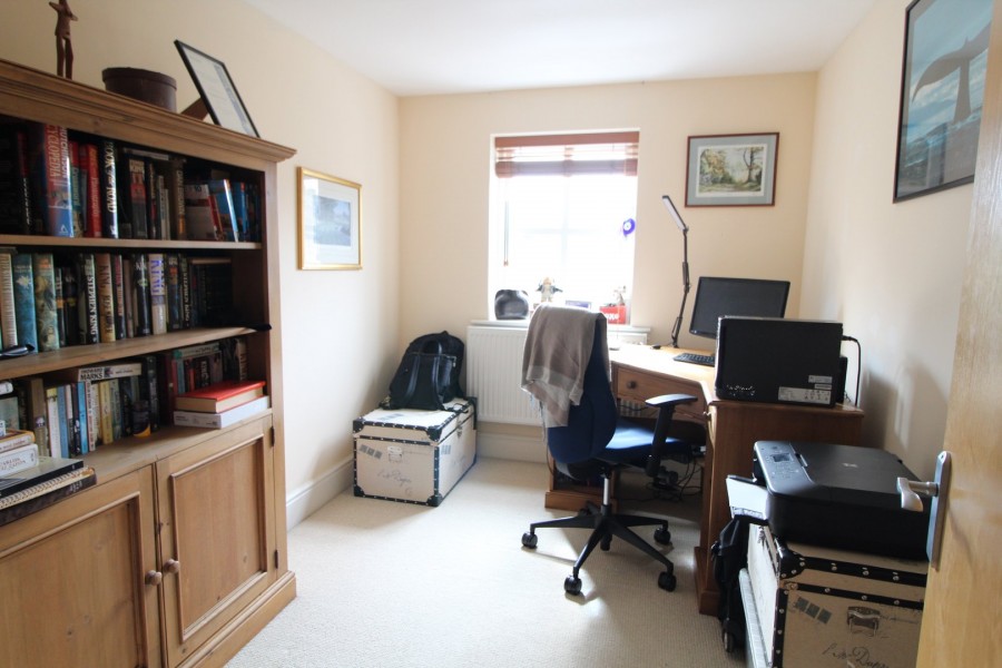 Images for Oakworth, Keighley, West Yorkshire EAID:3030449609 BID:4216801