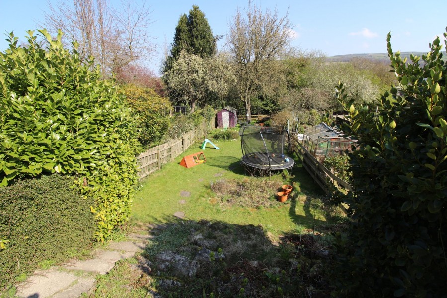 Images for Skipton Road, Keighley, West Yorkshire EAID:3030449609 BID:4216801