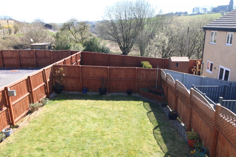 Images for Denholme, Bradford, West Yorkshire EAID:3030449609 BID:4216801