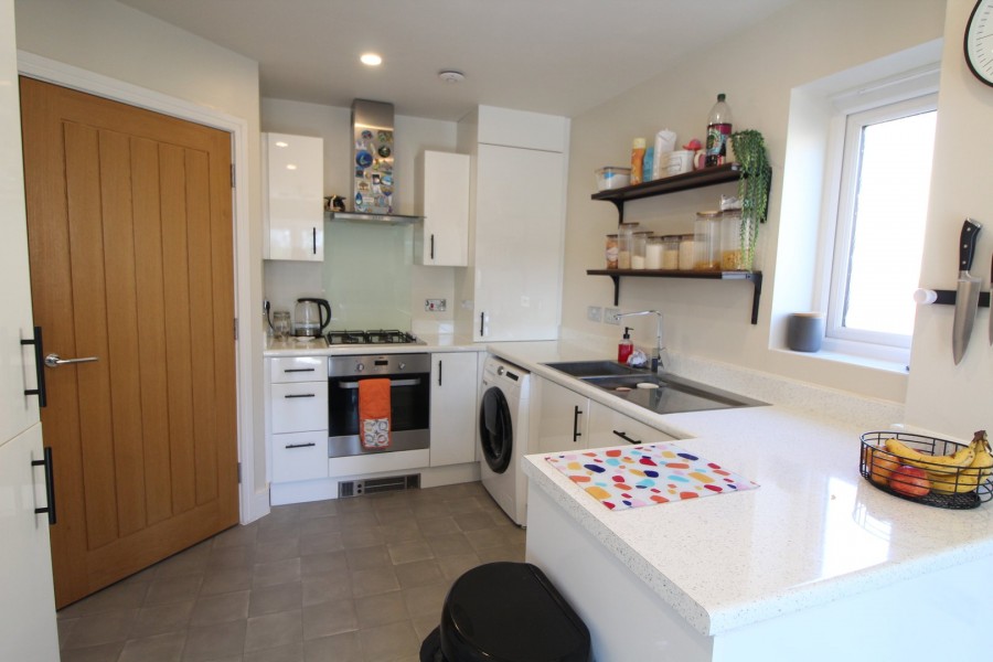 Images for Denholme, Bradford, West Yorkshire EAID:3030449609 BID:4216801