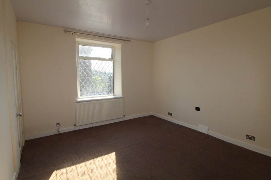 Images for Cross Roads, Keighley, West Yorkshire EAID:3030449609 BID:4216801