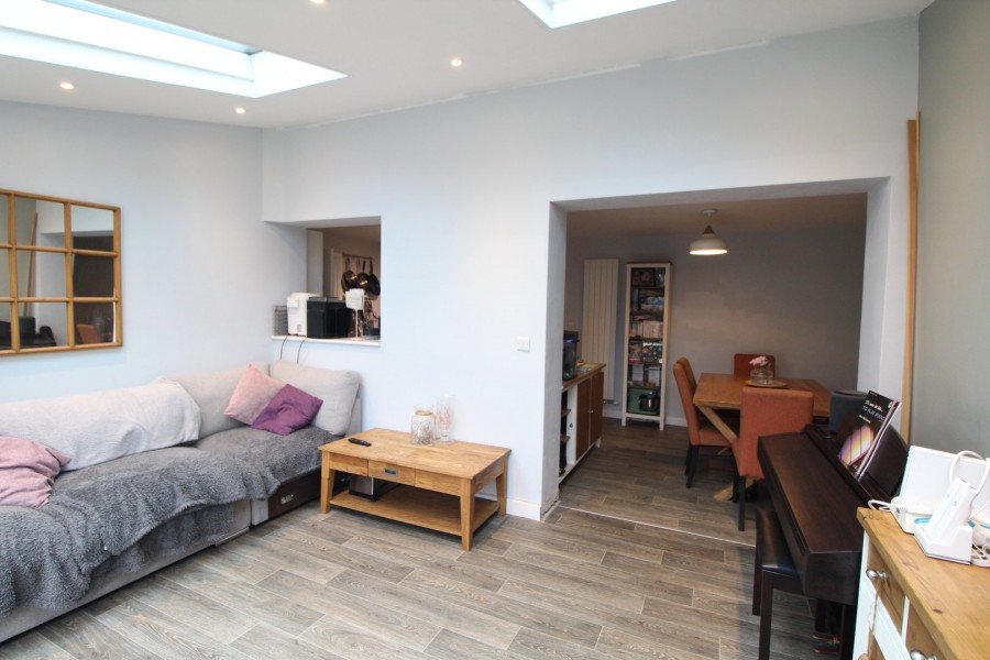 Images for Oakworth, Keighley, West Yorkshire EAID:3030449609 BID:4216801