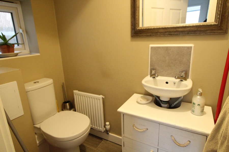 Images for Oakworth, Keighley, West Yorkshire EAID:3030449609 BID:4216801
