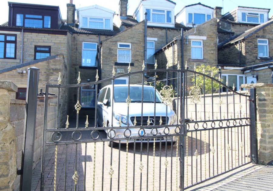 Images for Highfield Lane, Keighley, West Yorkshire EAID:3030449609 BID:4216801