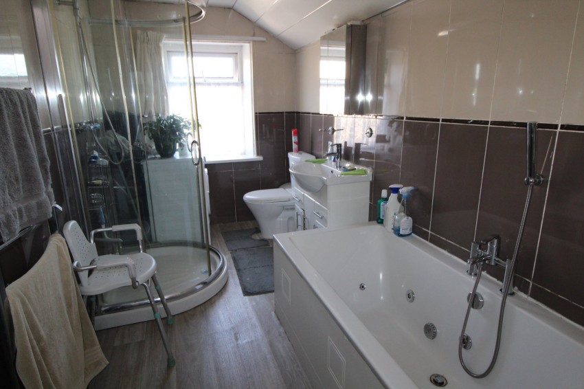 Images for Highfield Lane, Keighley, West Yorkshire EAID:3030449609 BID:4216801
