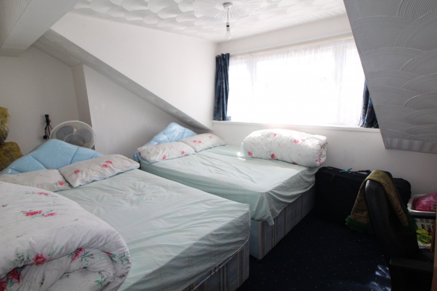 Images for Highfield Lane, Keighley, West Yorkshire EAID:3030449609 BID:4216801