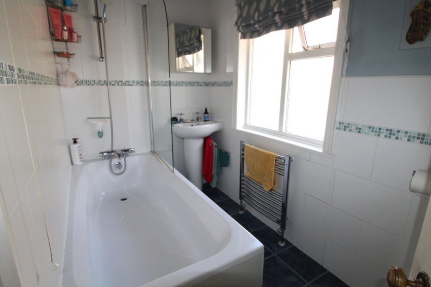 Images for Riddlesden, Keighley, West Yorkshire EAID:3030449609 BID:4216801