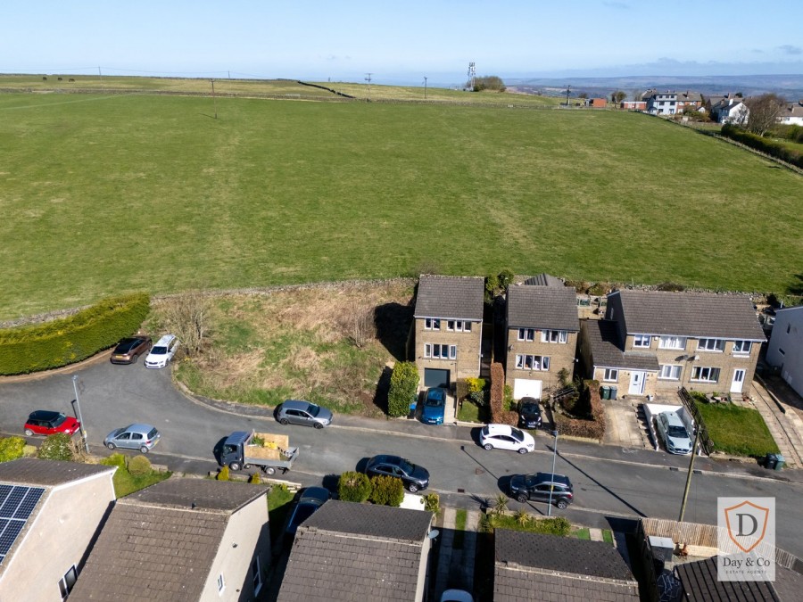 Images for Denholme, Bradford, West Yorkshire EAID:3030449609 BID:4216801