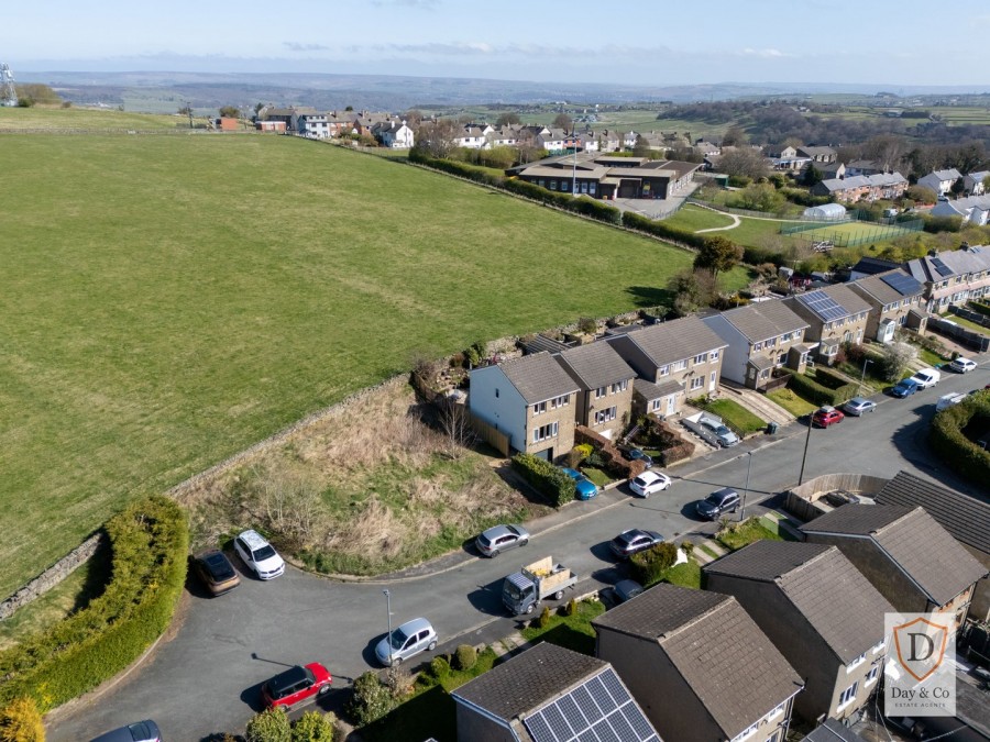 Images for Denholme, Bradford, West Yorkshire EAID:3030449609 BID:4216801