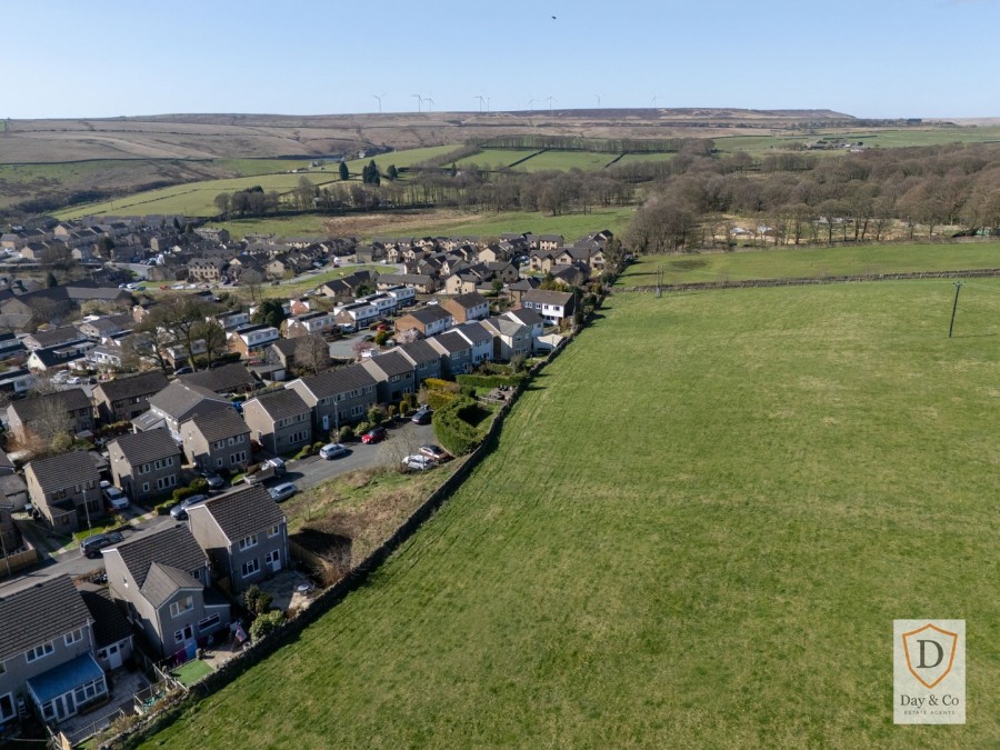 Images for Denholme, Bradford, West Yorkshire EAID:3030449609 BID:4216801
