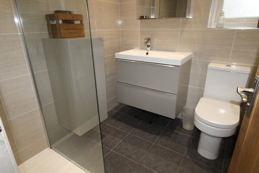 Images for Cross Hills, Keighley, North Yorkshire EAID:3030449609 BID:4216801
