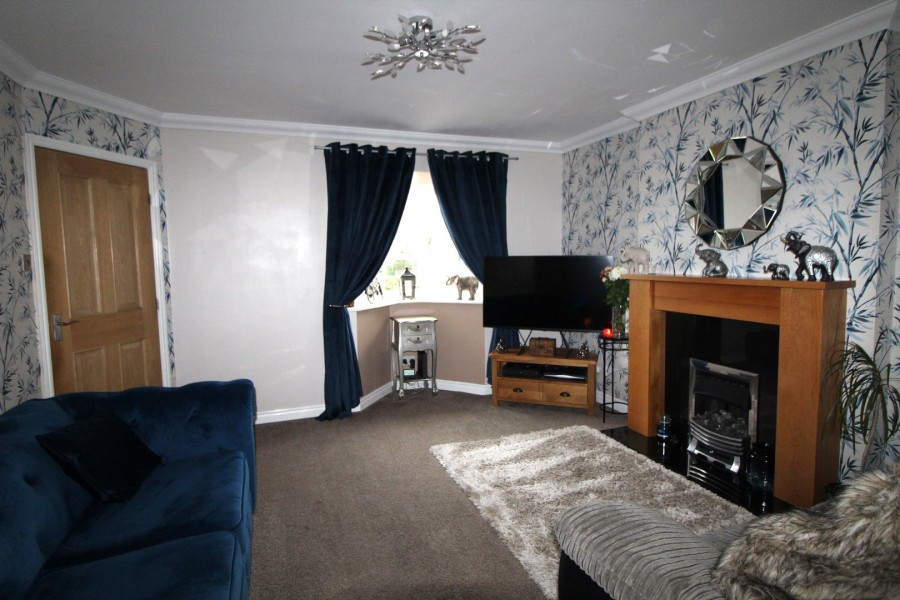 Images for Cross Hills, Keighley, North Yorkshire EAID:3030449609 BID:4216801