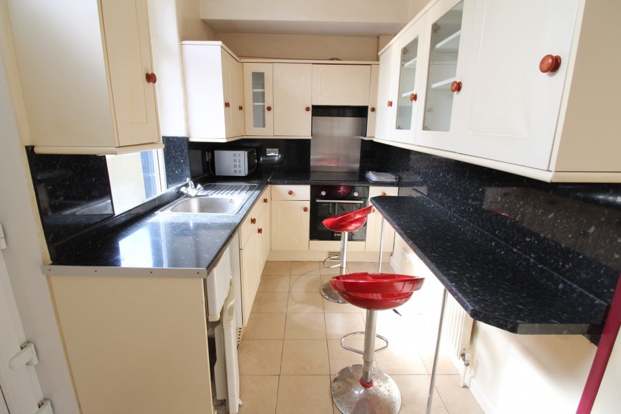 Images for Bradford Road, Keighley, West Yorkshire EAID:3030449609 BID:4216801