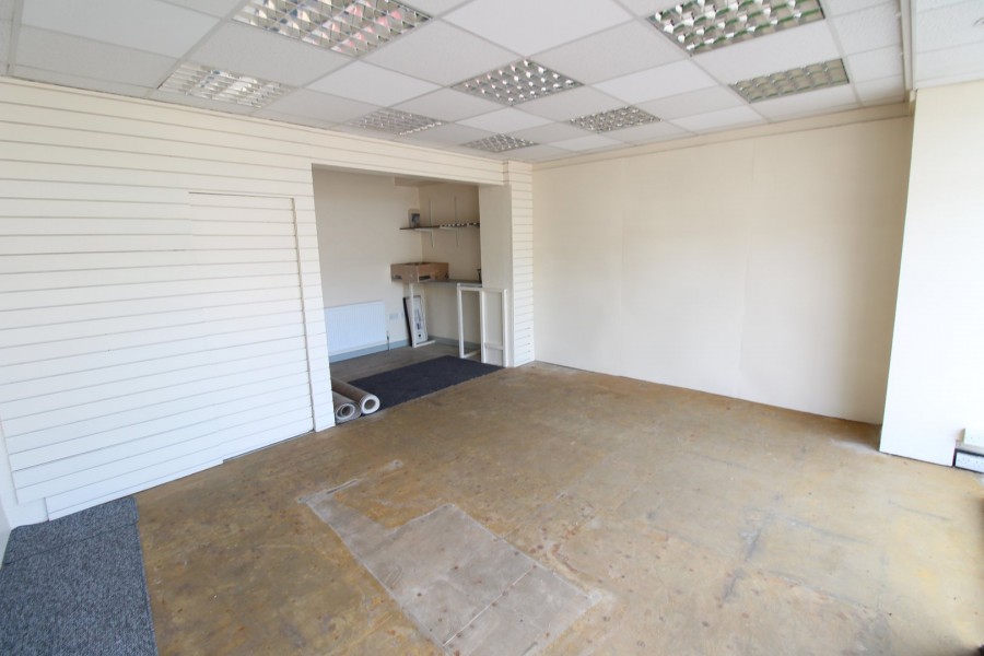 Images for Bradford Road, Keighley, West Yorkshire EAID:3030449609 BID:4216801