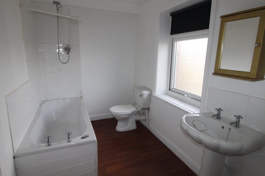 Images for Malsis Crescent, Keighley, West Yorkshire EAID:3030449609 BID:4216801