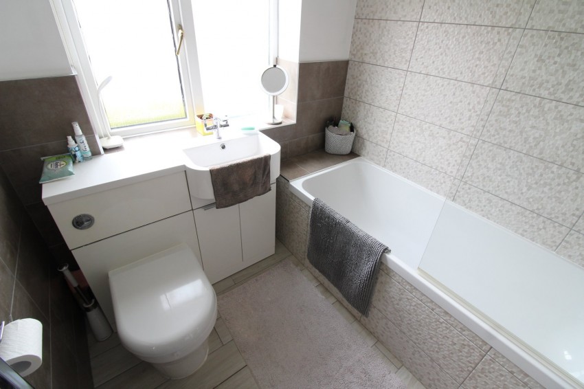 Images for High Spring Gardens Lane, Keighley, West Yorkshire EAID:3030449609 BID:4216801