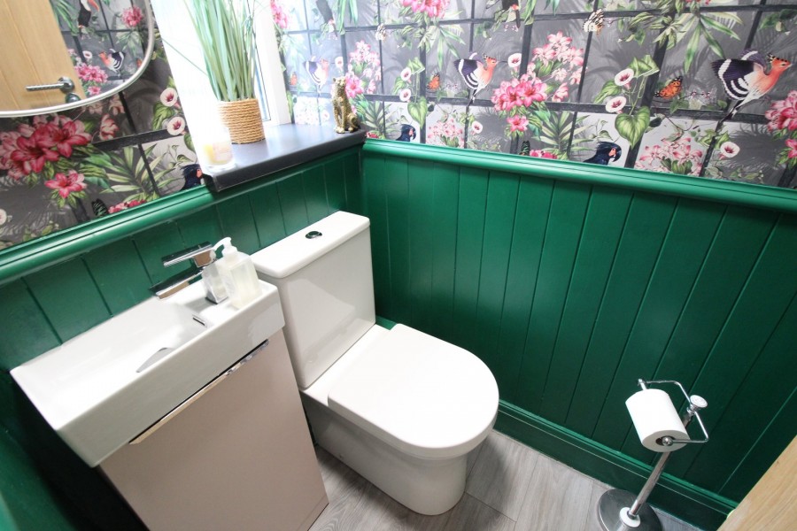 Images for Riddlesden, Keighley, West Yorkshire EAID:3030449609 BID:4216801