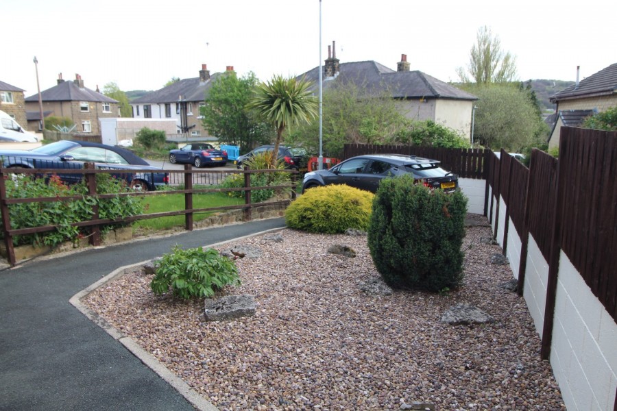 Images for Riddlesden, Keighley, West Yorkshire EAID:3030449609 BID:4216801
