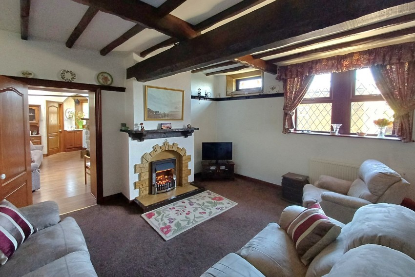 Images for Oakworth, Keighley, West Yorkshire EAID:3030449609 BID:4216801