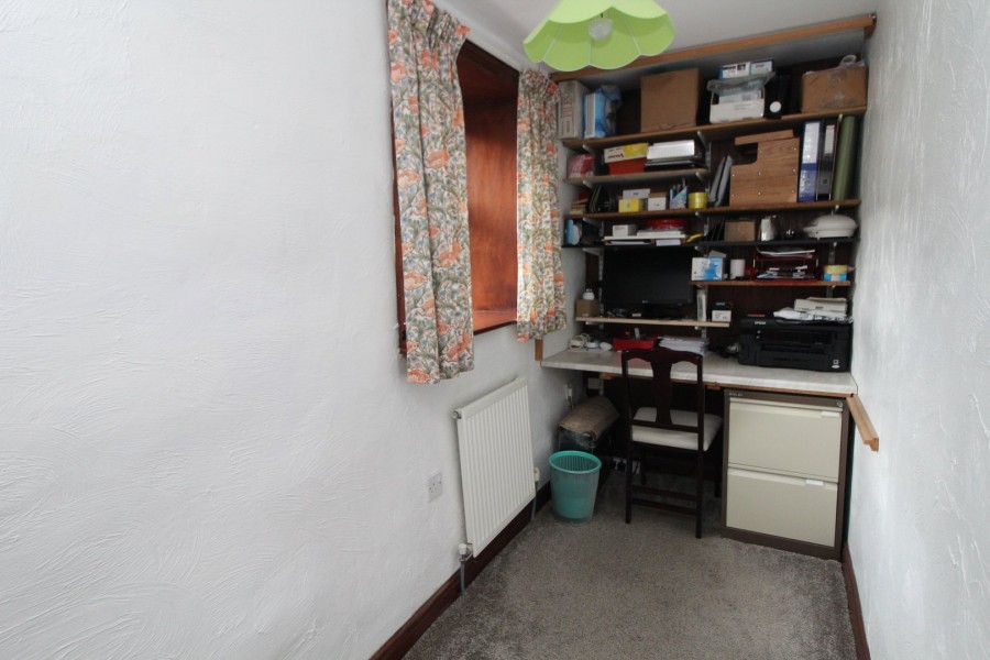 Images for Oakworth, Keighley, West Yorkshire EAID:3030449609 BID:4216801