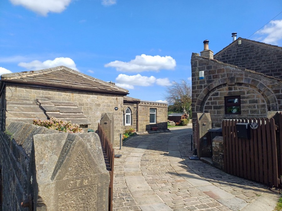 Images for Oakworth, Keighley, West Yorkshire EAID:3030449609 BID:4216801