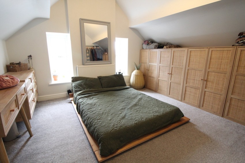 Images for Oakworth, Keighley, West Yorkshire EAID:3030449609 BID:4216801