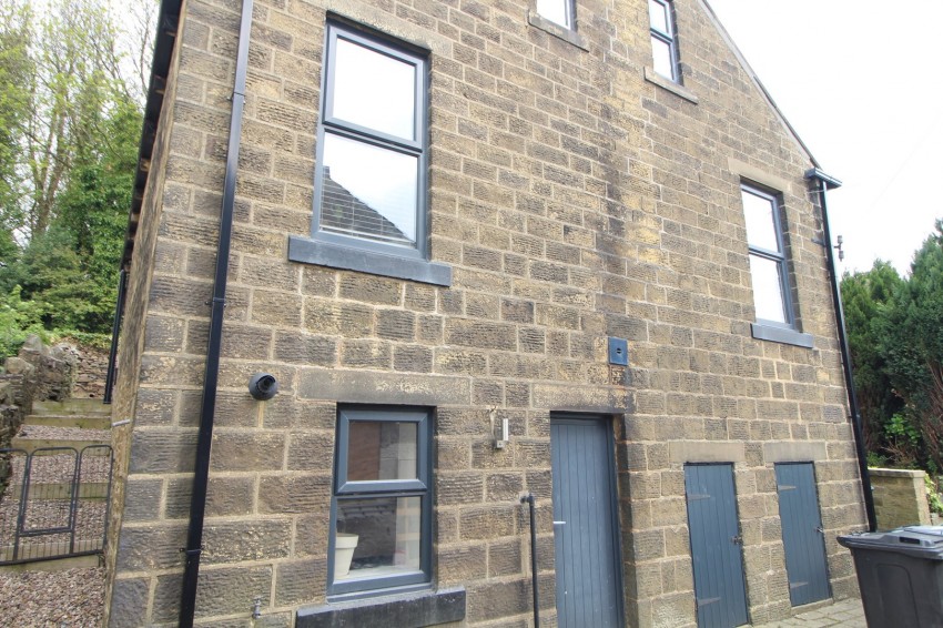 Images for Oakworth, Keighley, West Yorkshire EAID:3030449609 BID:4216801