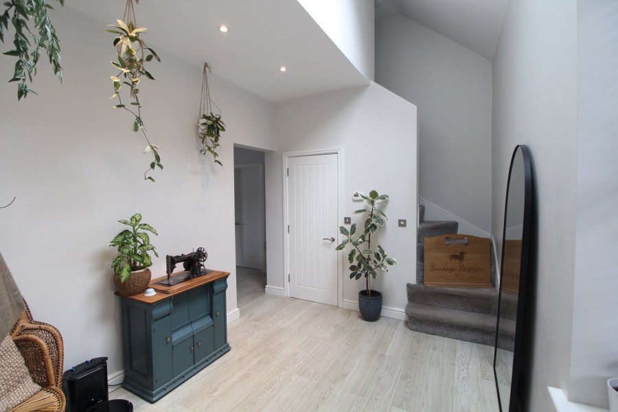 Images for Oakworth, Keighley, West Yorkshire EAID:3030449609 BID:4216801
