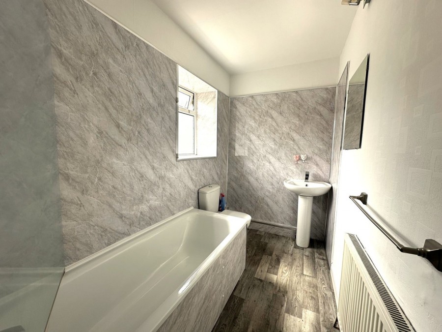 Images for Railway Street, Keighley, West Yorkshire EAID:3030449609 BID:4216801
