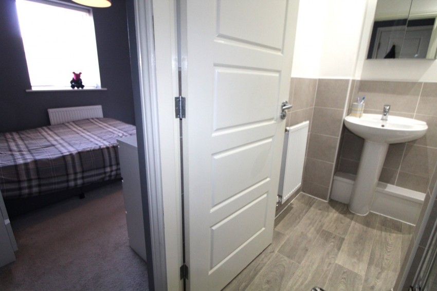 Images for Silsden, Keighley, West Yorkshire EAID:3030449609 BID:4216801
