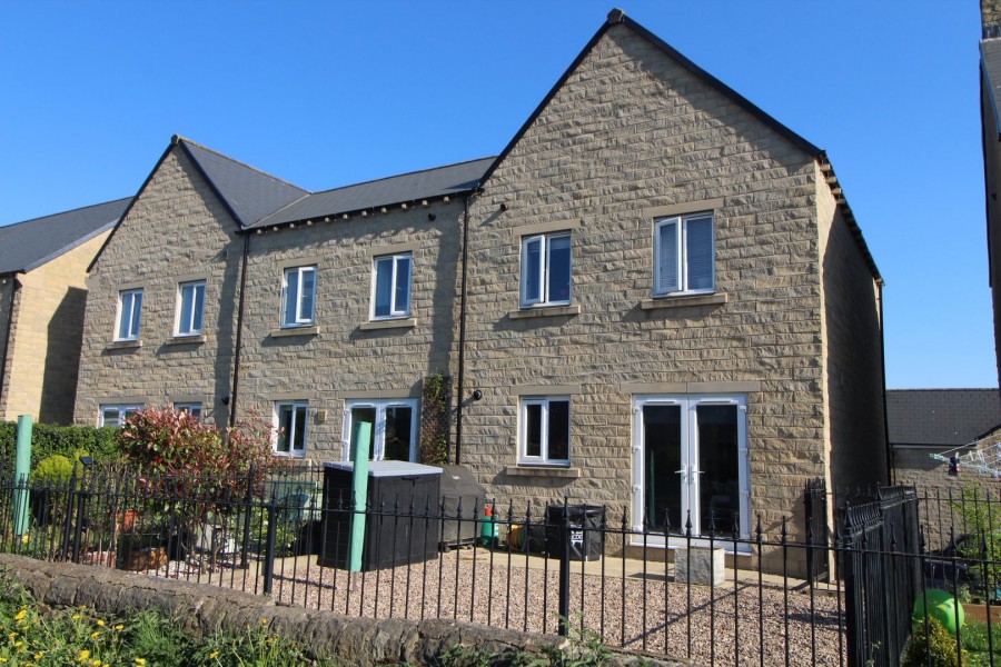 Images for Silsden, Keighley, West Yorkshire EAID:3030449609 BID:4216801