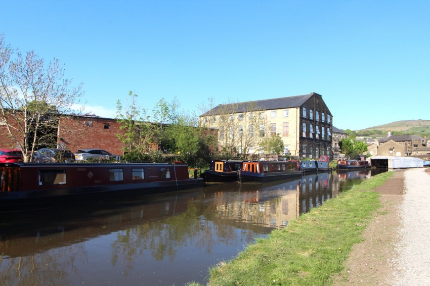 Images for Silsden, Keighley, West Yorkshire EAID:3030449609 BID:4216801
