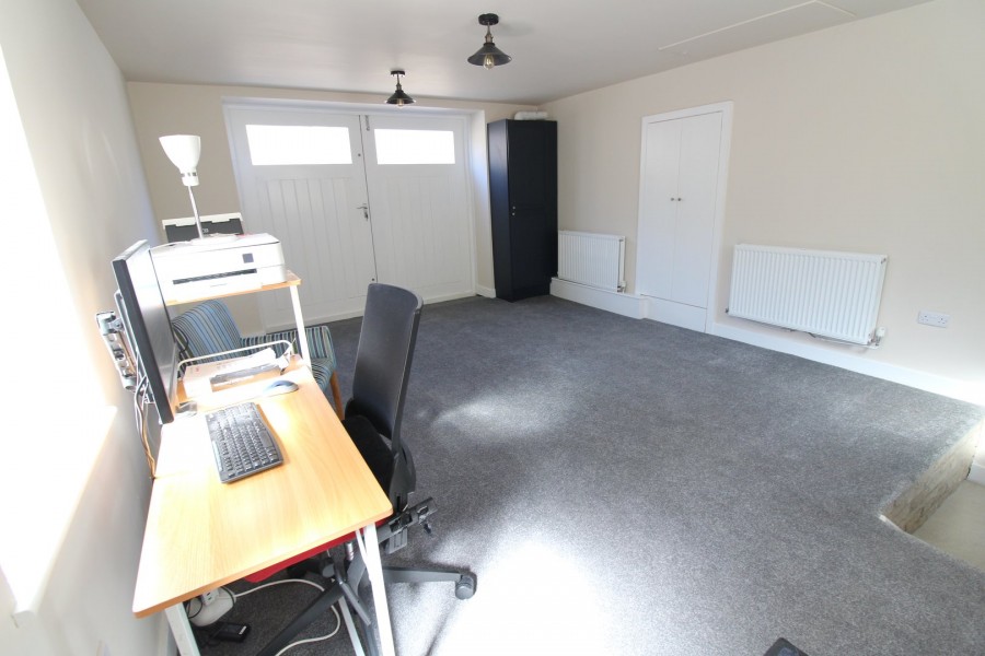 Images for Oakworth, Keighley, West Yorkshire EAID:3030449609 BID:4216801