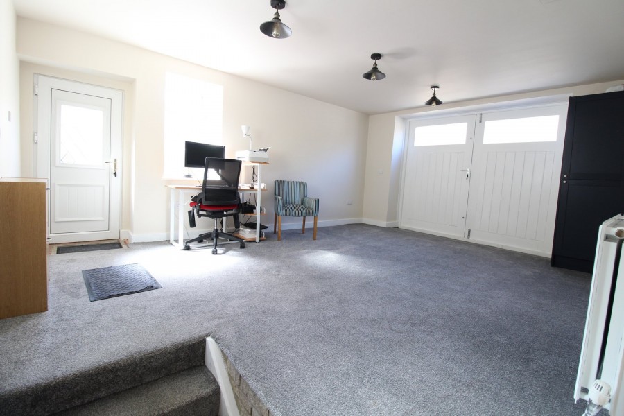 Images for Oakworth, Keighley, West Yorkshire EAID:3030449609 BID:4216801