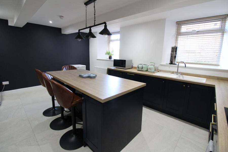 Images for Oakworth, Keighley, West Yorkshire EAID:3030449609 BID:4216801