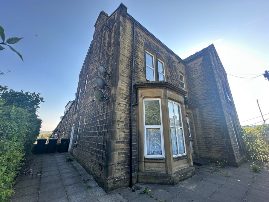Images for Oakworth, Keighley, West Yorkshire EAID:3030449609 BID:4216801